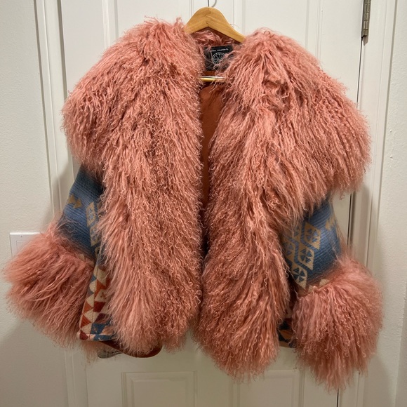 Lindsey Thornburg CANYONLANDS SHEARLING CLOAK - Picture 1 of 8